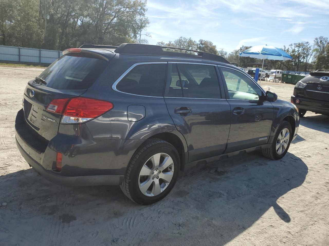 2010 Subaru Outback VIN 4S4BRCKC4A3340562 Copart auction photo, side / rear end damage thumbnail 3