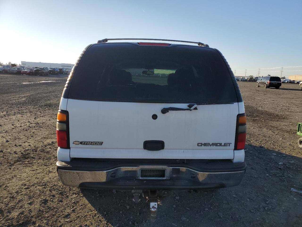 2005 Chevrolet Tahoe VIN 1GNEK13T45J196643 Copart auction photo, front end / side damage thumbnail 6