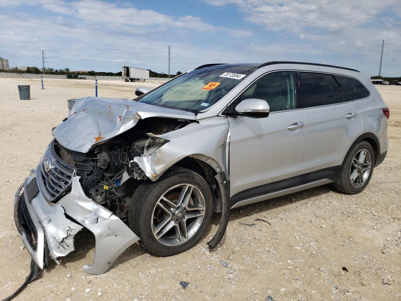 2017 Hyundai Santa Fe VIN KM8SR4HF7HU171214