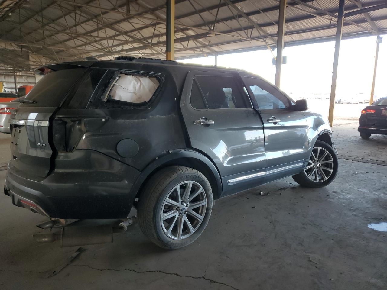2017 Ford Explorer VIN 1FM5K8F83HGB81301 Copart auction photo, all over damage thumbnail 3