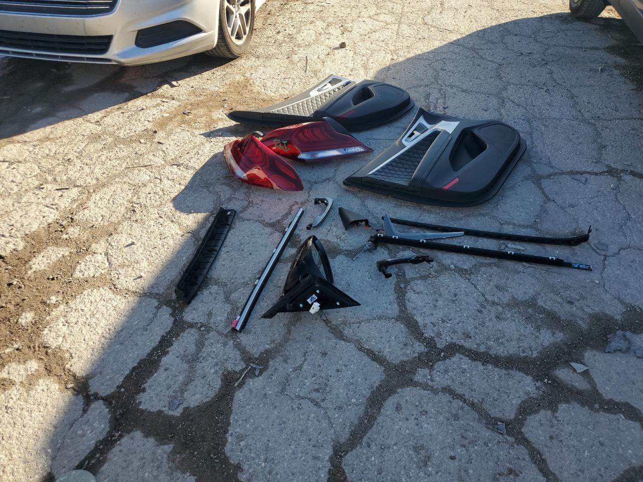 2019 Genesis G70 VIN KMTG44LA2KU043749 Copart auction photo, front end / rear end damage thumbnail 12