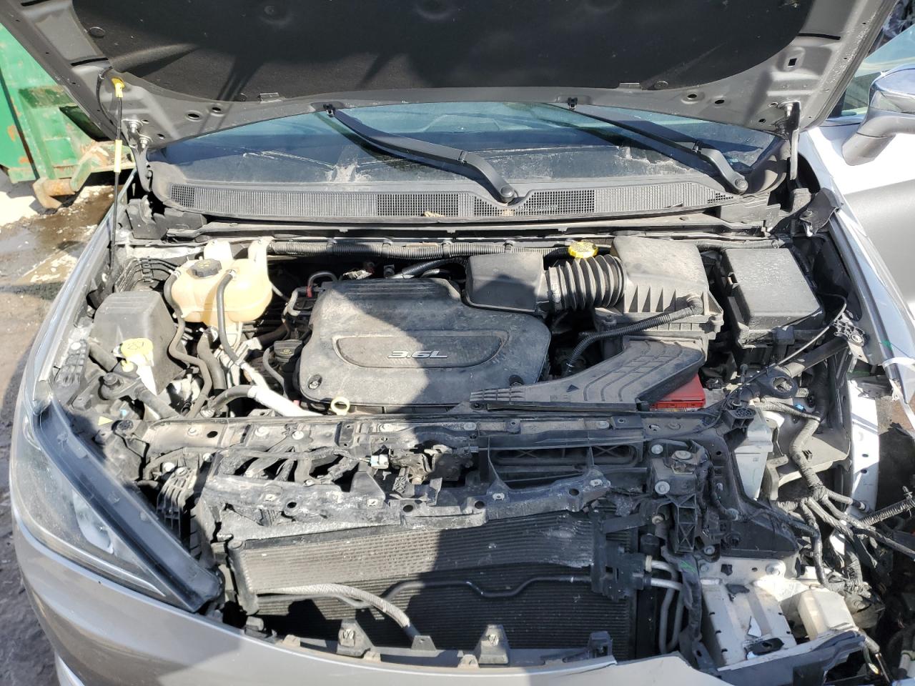2018 Chrysler Pacifica VIN 2C4RC1GG4JR233152 Copart auction photo, front end damage thumbnail 12