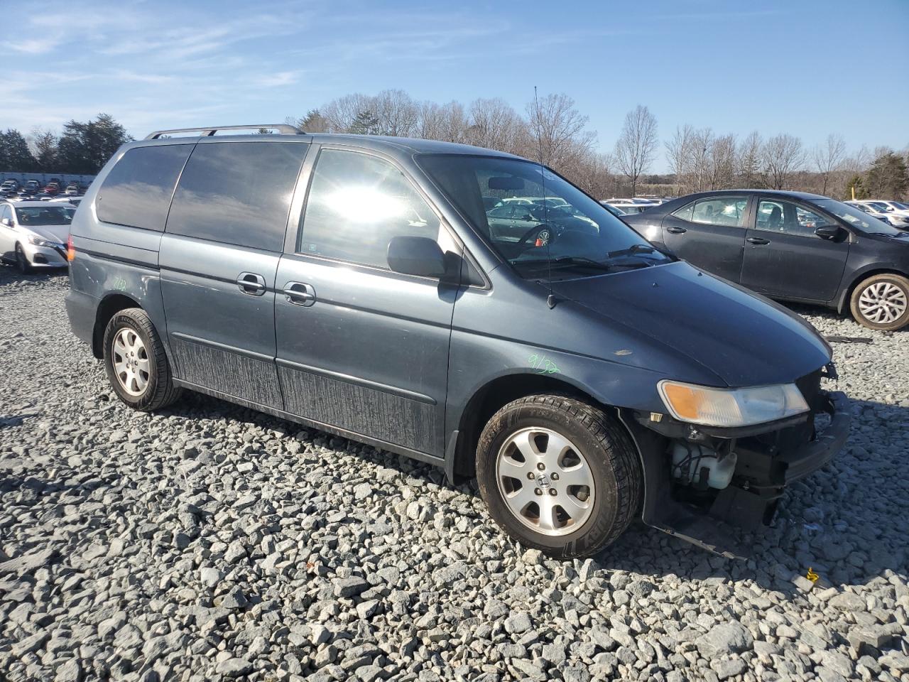 2003 Honda Odyssey VIN 5FNRL18013B082593 Copart auction photo, front end damage thumbnail 4
