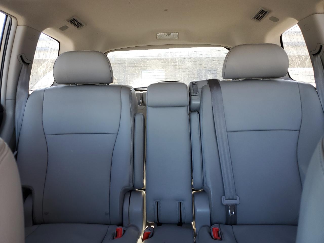 2011 Toyota Highlander VIN 5TDZK3EH7BS049374 Copart auction photo, hail / minor dent/scratches damage thumbnail 10