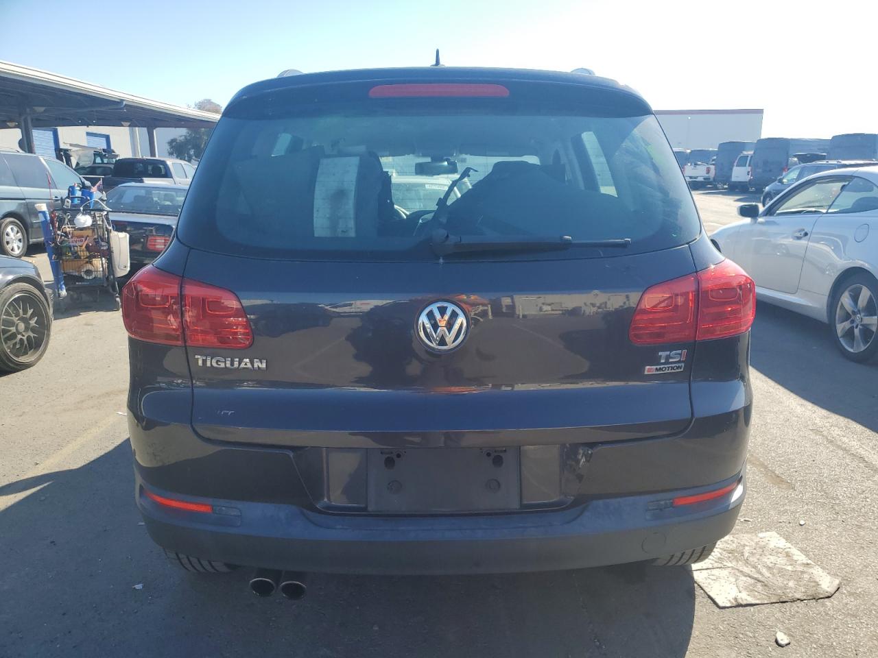 2016 Volkswagen Tiguan VIN WVGBV7AX5GW538484 Copart auction photo, front end damage thumbnail 6