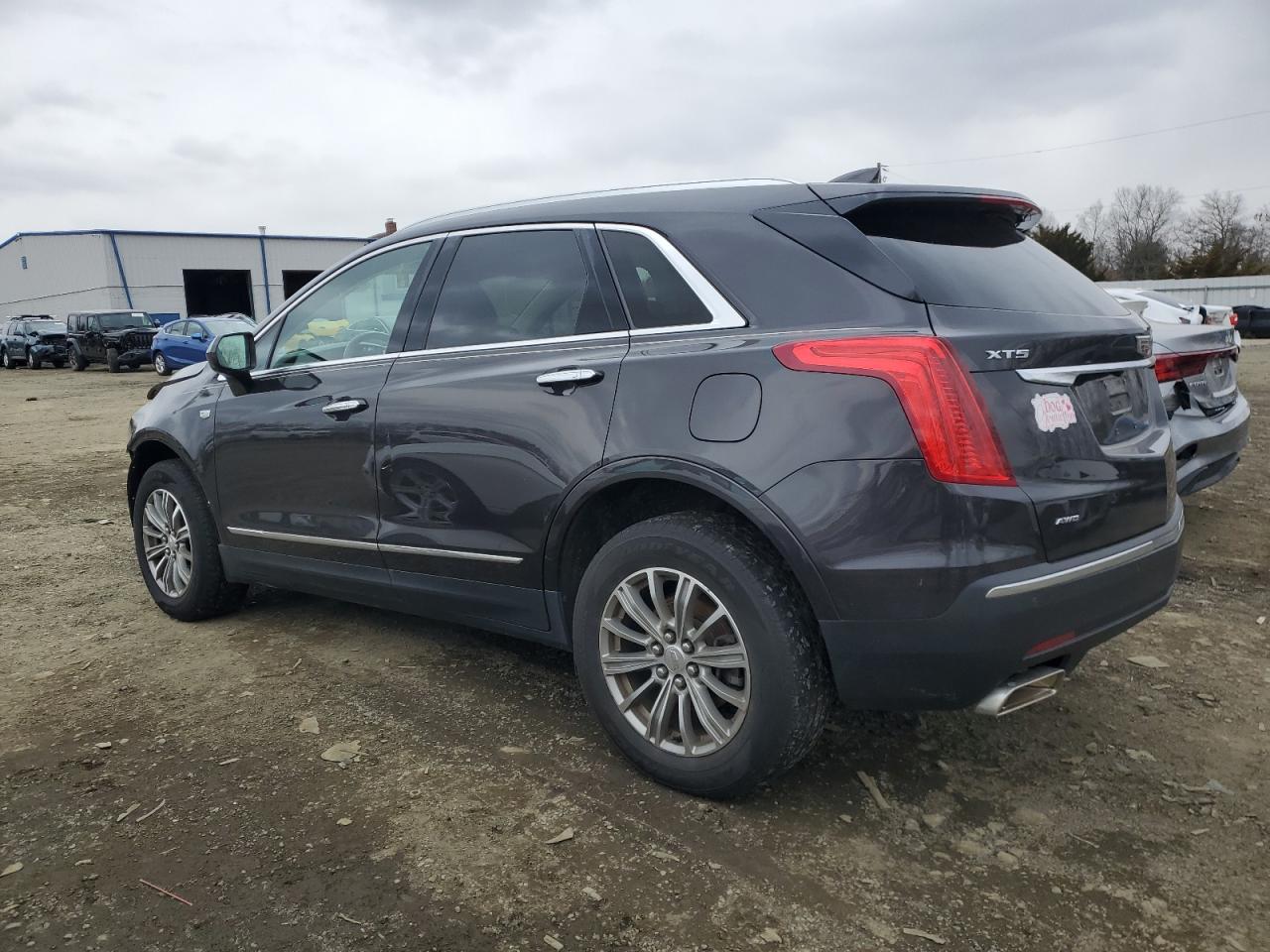 2018 Cadillac XT5 VIN 1GYKNDRSXJZ181542 Copart auction photo, front end damage thumbnail 2