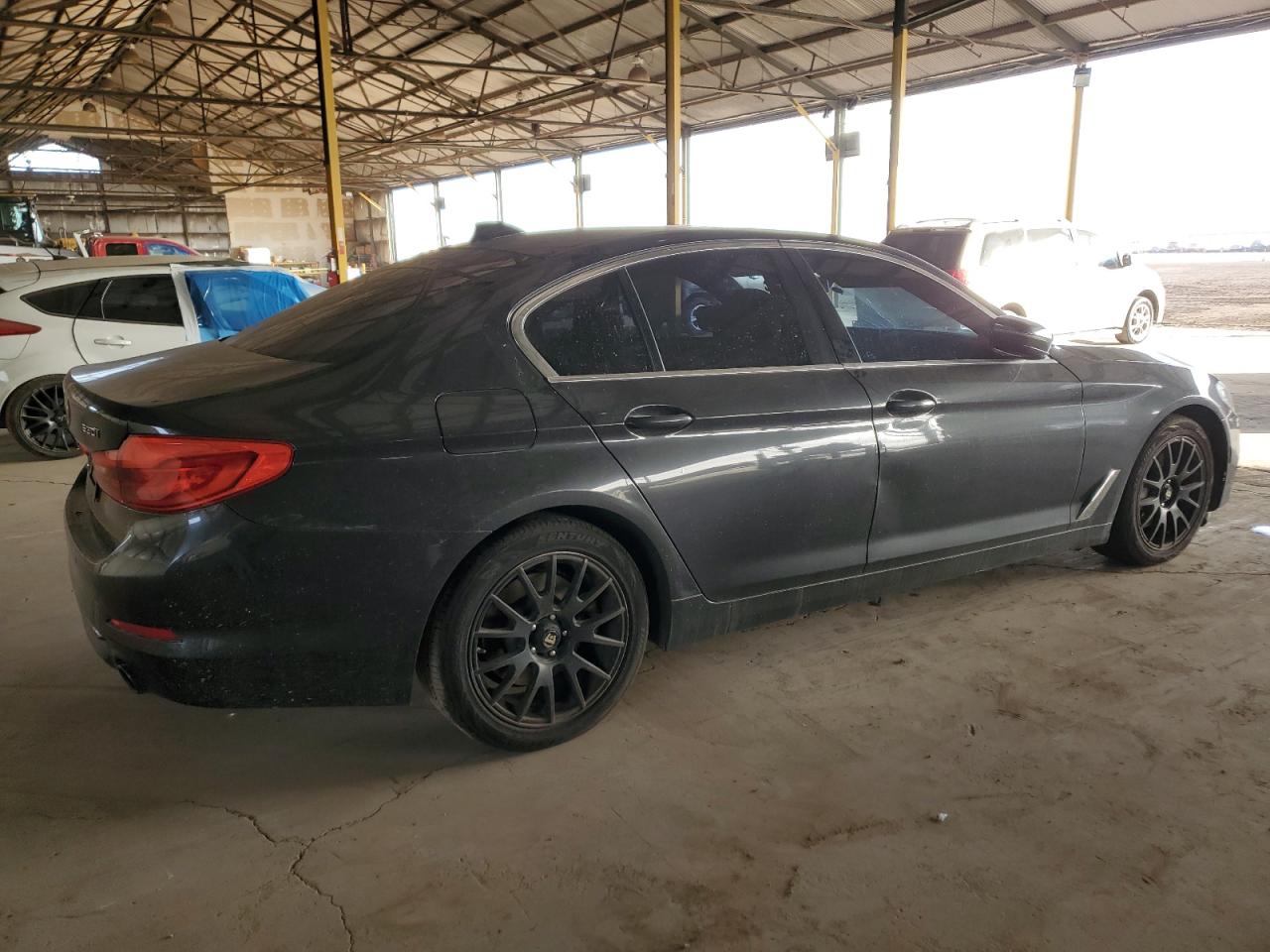 2019 BMW 5er VIN WBAJA5C58KBX86723 Copart auction photo, mechanical / minor dent/scratches damage thumbnail 3