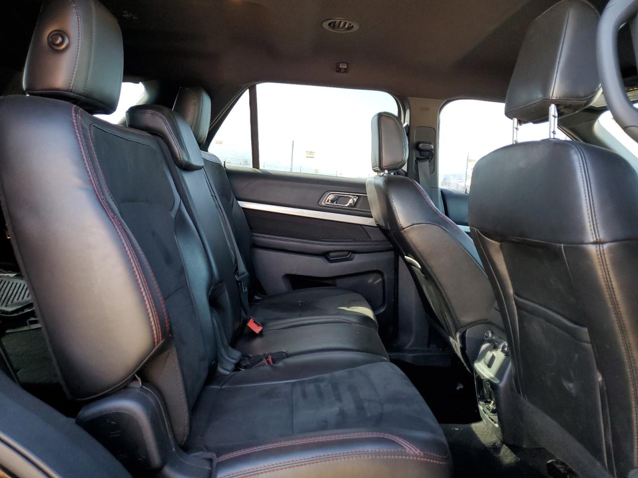 2018 Ford Explorer VIN 1FM5K8DH5JGC54760 Copart auction photo, front end / side damage thumbnail 11