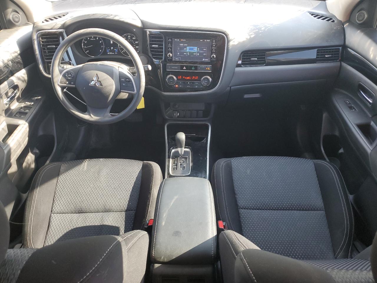 2019 Mitsubishi Outlander VIN JA4AD2A37KZ048326 Copart auction photo, front end / top/roof damage thumbnail 8