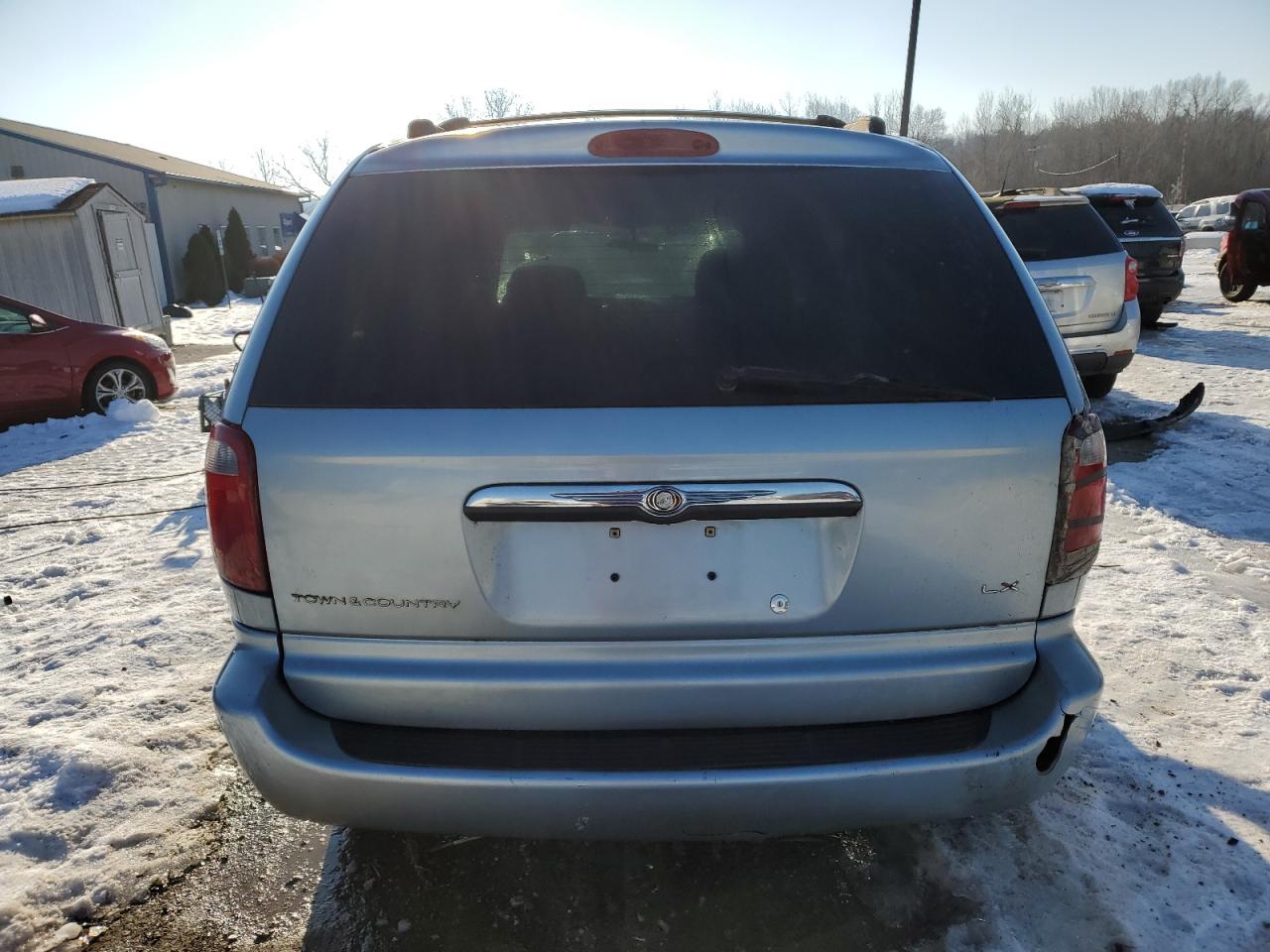 2004 Chrysler Town & Country VIN 1C8GP44RX4B513534 Copart auction photo, front end / rear end damage thumbnail 6