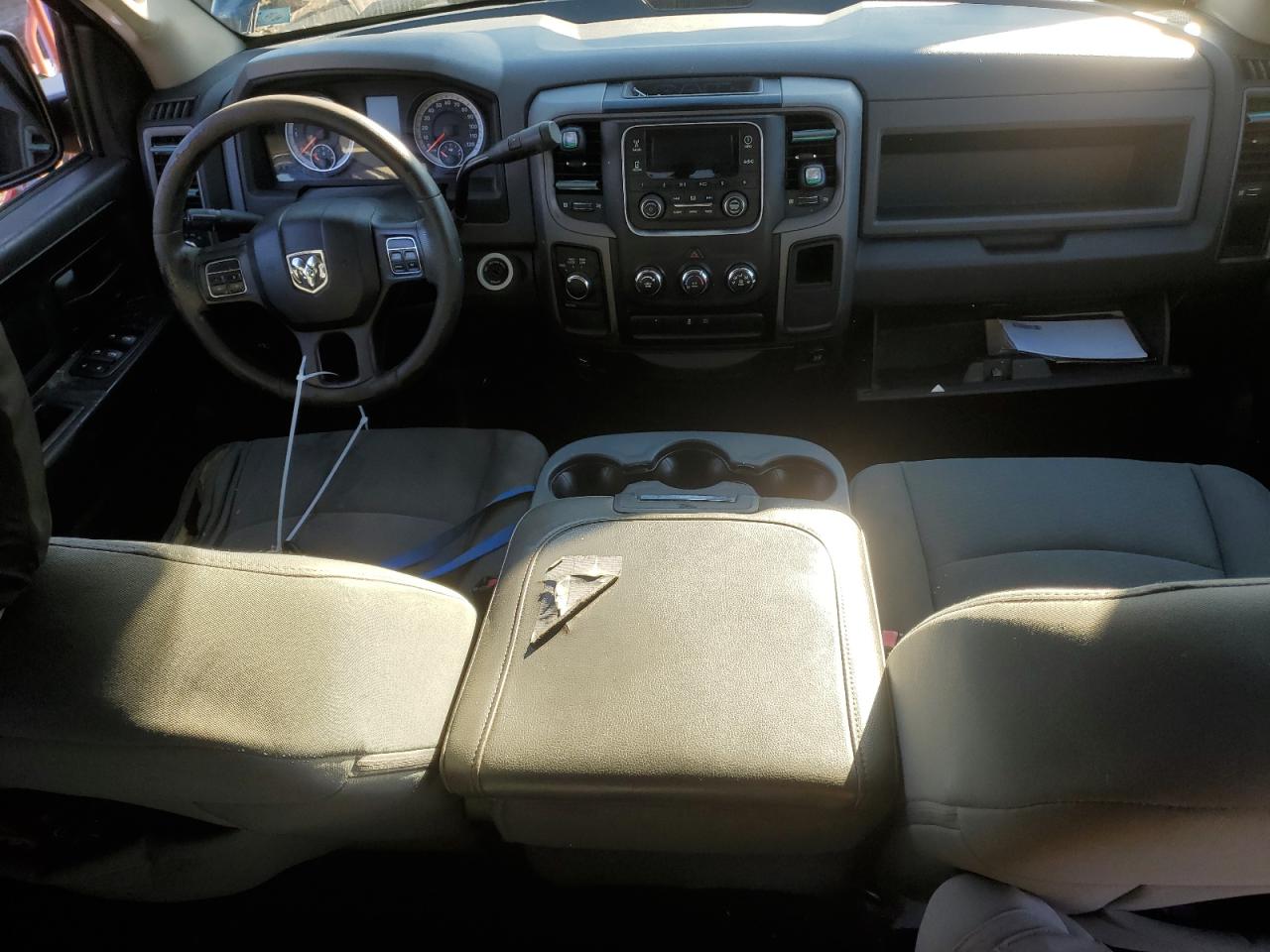 2013 RAM 1500 VIN 1C6RR7FT0DS624857 Copart auction photo, rear end / minor dent/scratches damage thumbnail 8