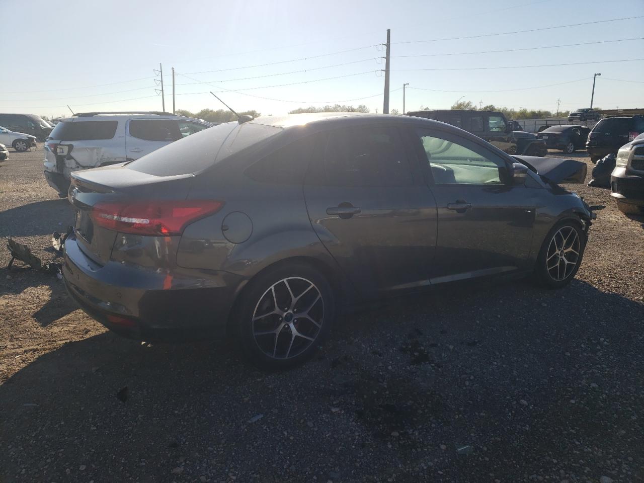 2017 Ford Focus VIN 1FADP3H23HL256475 Copart auction photo, front end damage thumbnail 3