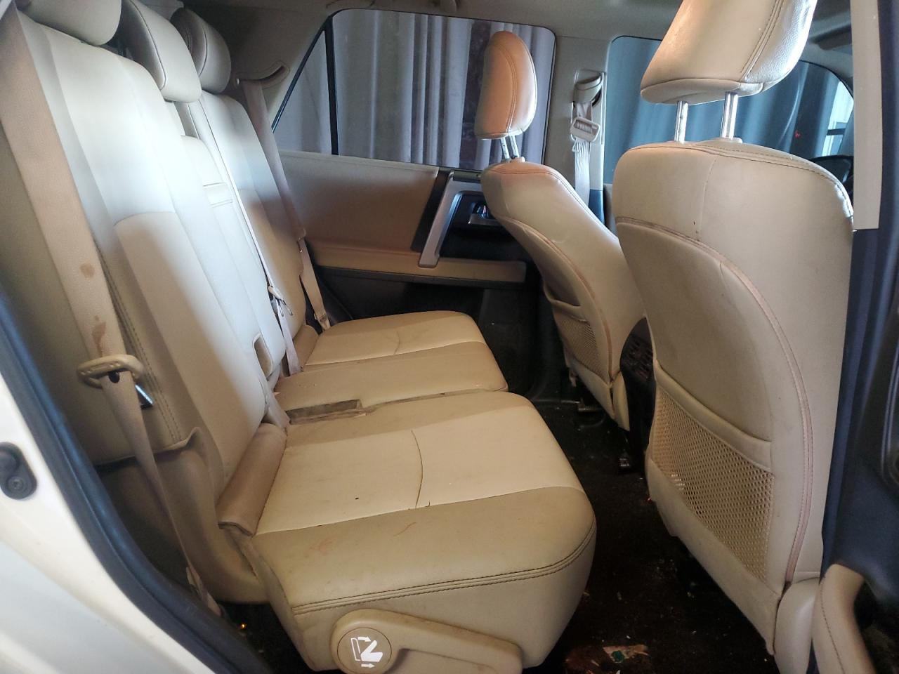 2021 Toyota 4Runner VIN JTEFU5JRXM5236619 Copart auction photo, front end / minor dent/scratches damage thumbnail 11