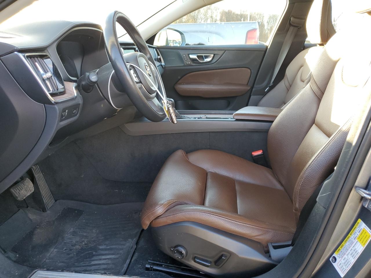 2019 Volvo S60 VIN 7JRA22TL0KG001810 Copart auction photo, rear end / minor dent/scratches damage thumbnail 7