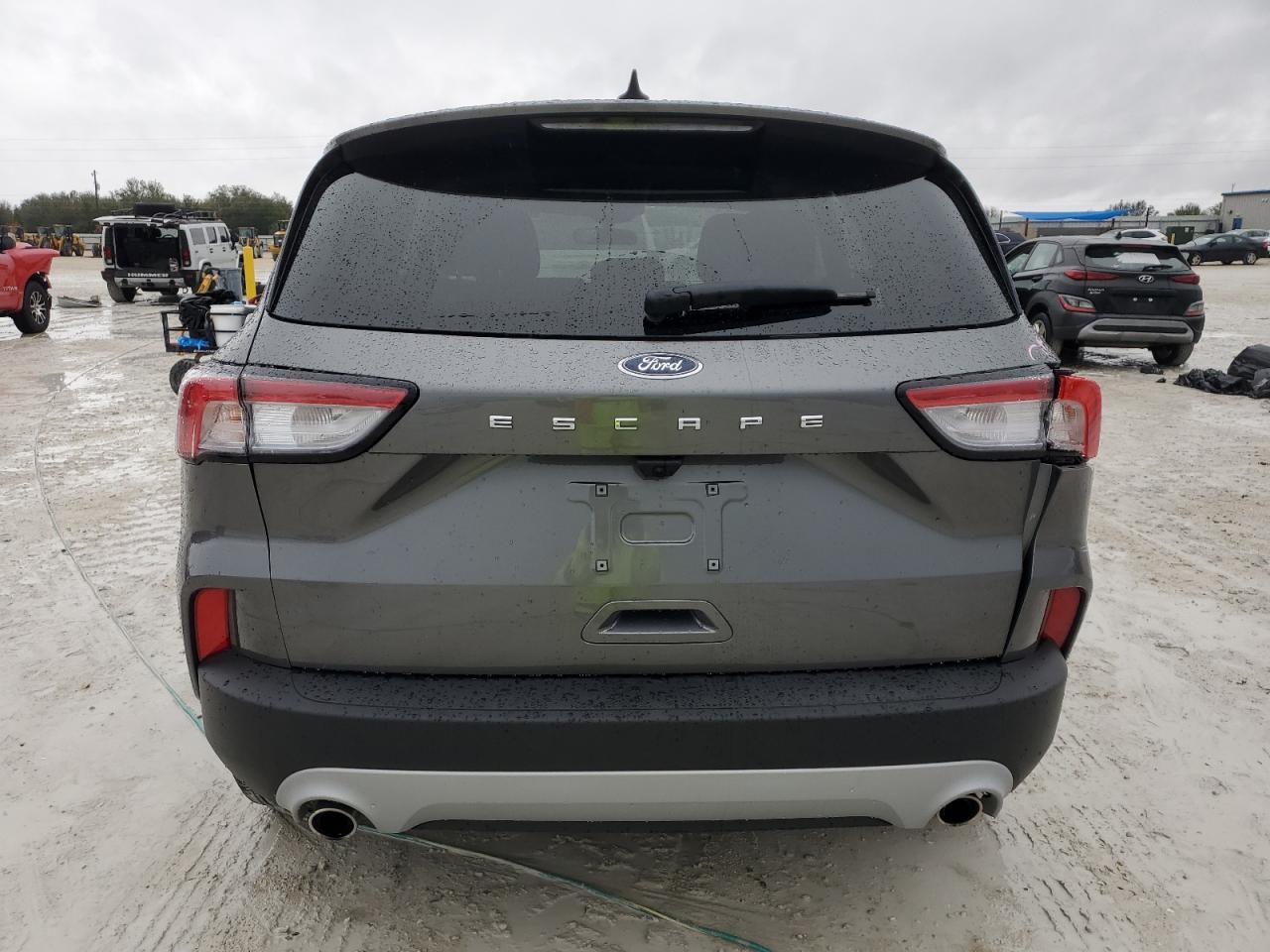 2022 Ford Escape VIN 1FMCU0F65NUA27297 Copart auction photo, side damage thumbnail 6