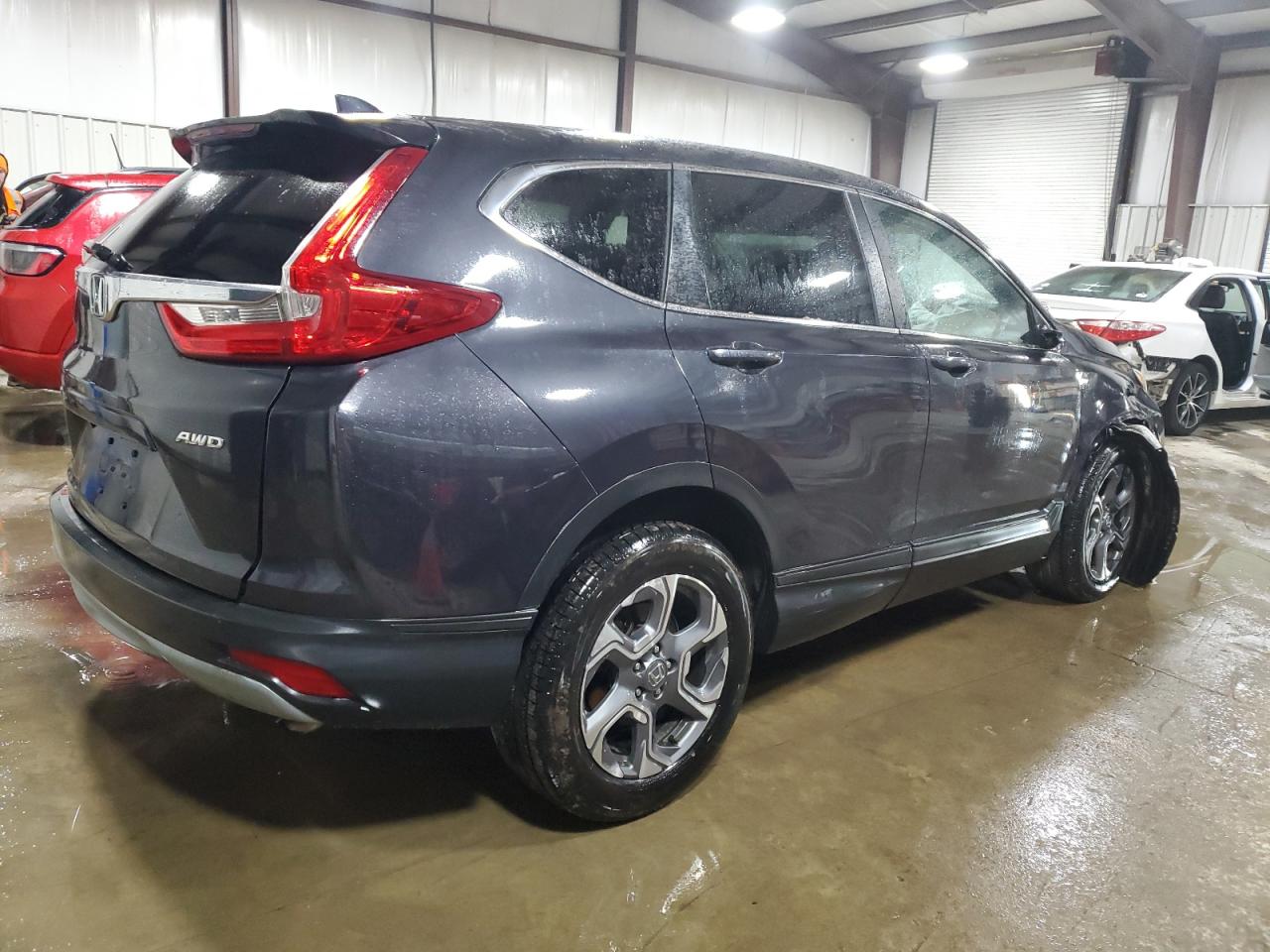 2017 Honda CR-V VIN 2HKRW2H54HH658694 Copart auction photo, front end damage thumbnail 3