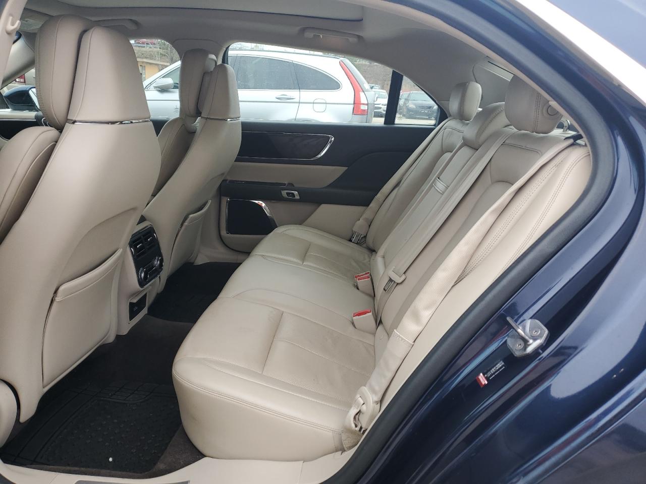 2017 Lincoln Continental VIN 1LN6L9RP5H5637448 Copart auction photo, all over damage thumbnail 10