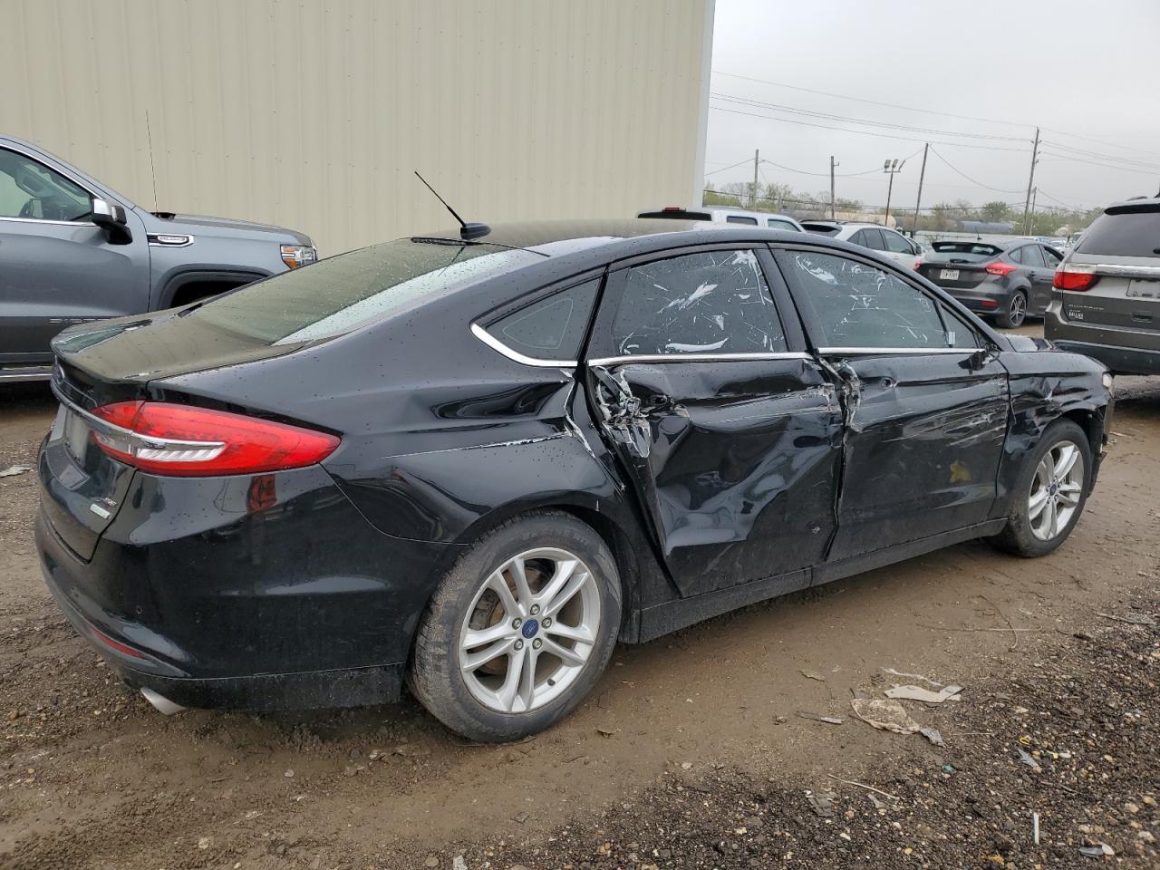 2018 Ford Fusion VIN 3FA6P0HD3JR161091 Copart auction photo, side damage thumbnail 3