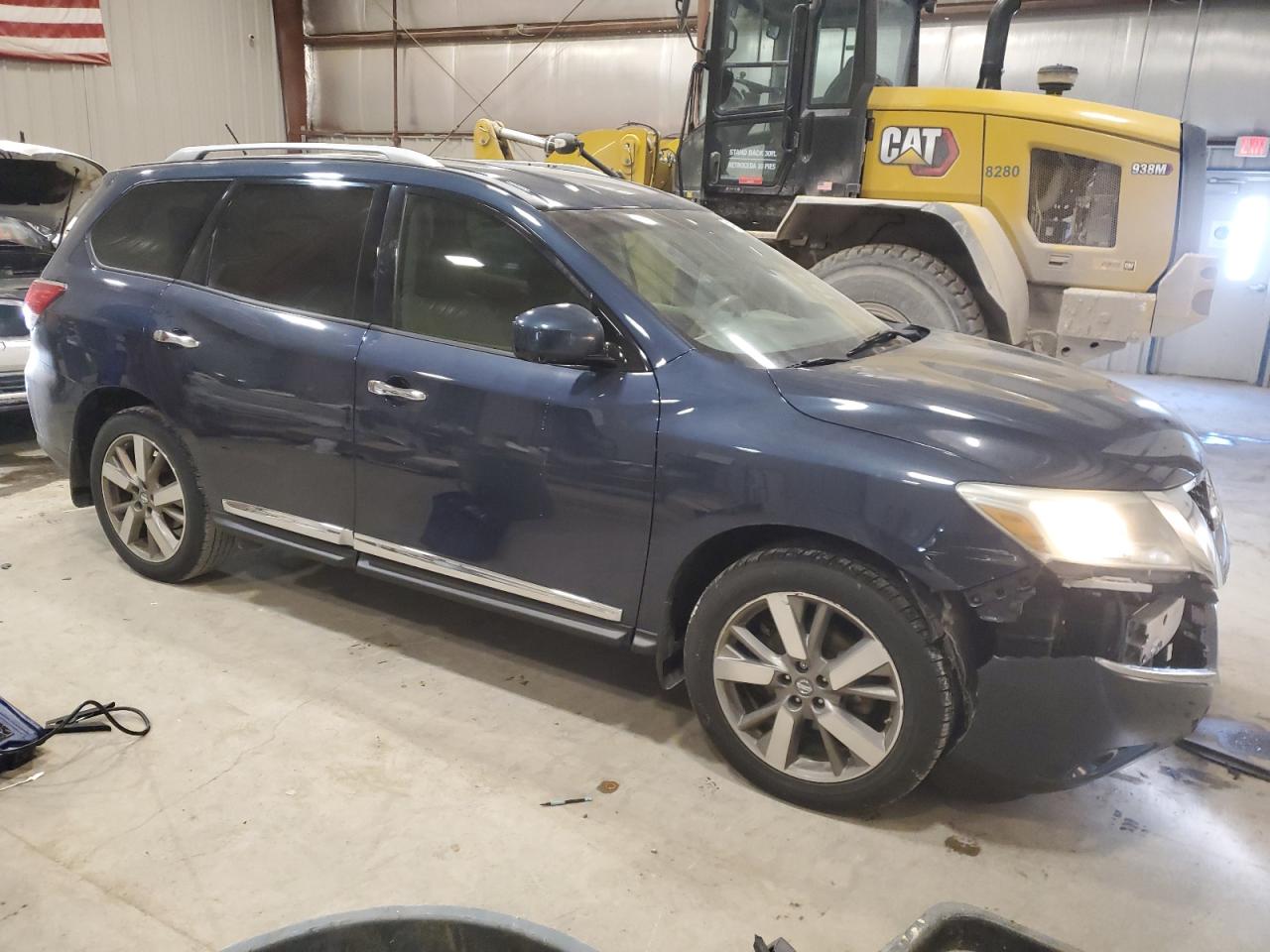 2013 Nissan Pathfinder VIN 5N1AR2MM6DC640670 Copart auction photo, front end damage thumbnail 4
