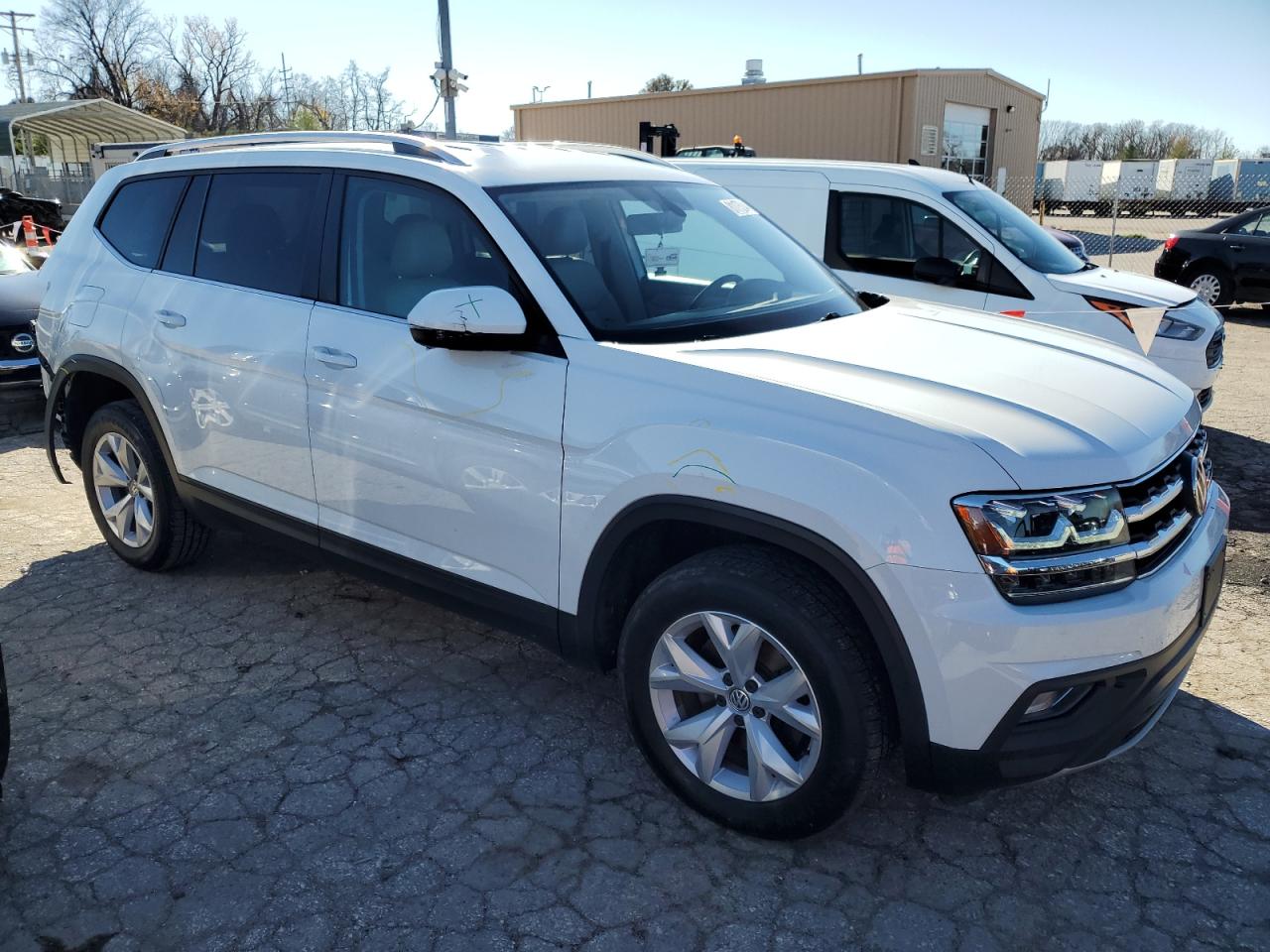 2019 Volkswagen Atlas VIN 1V2DR2CA7KC539867 Copart auction photo, rear end damage thumbnail 4