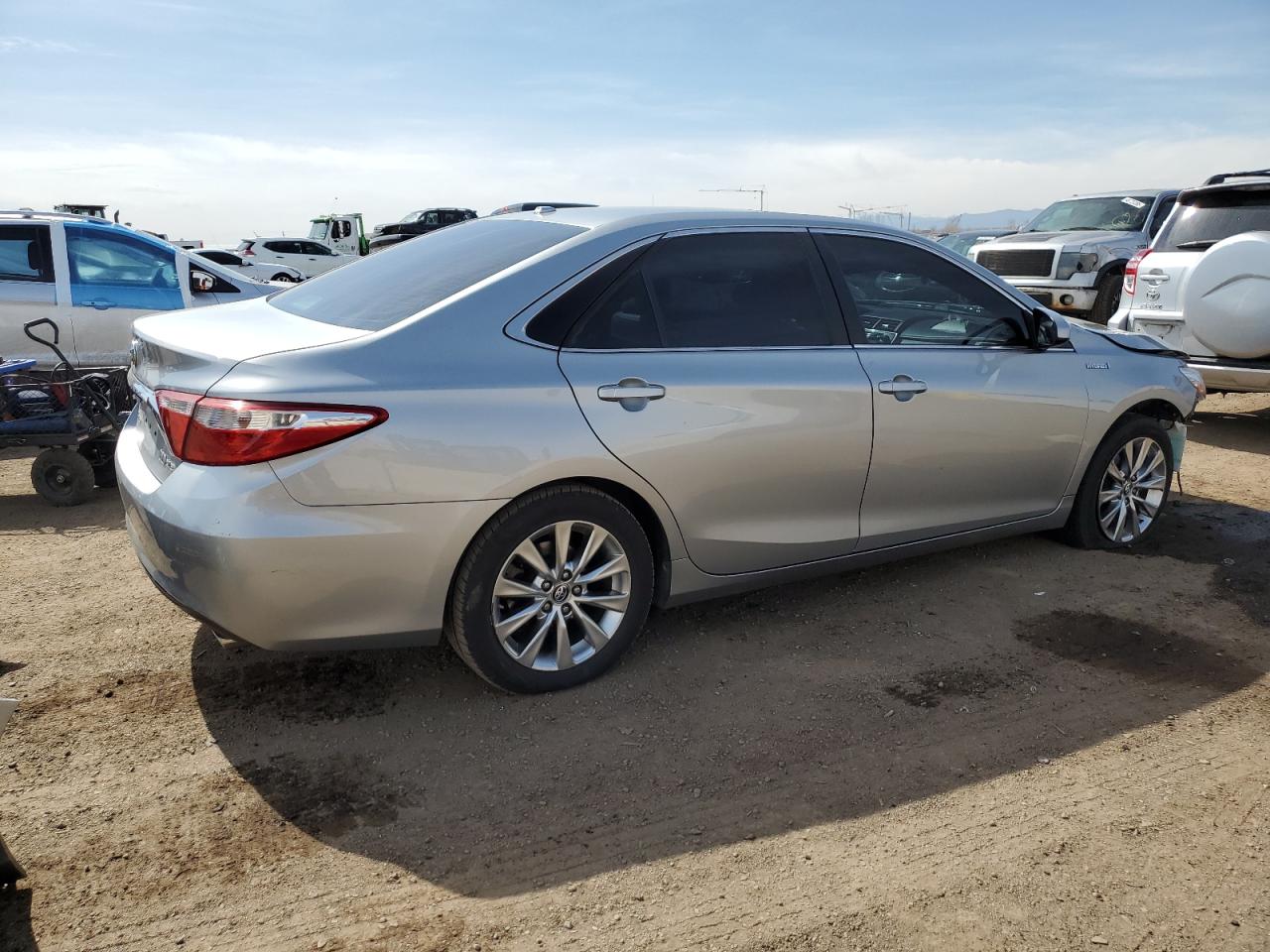 2015 Toyota Camry VIN 4T1BD1FK3FU162729 Copart auction photo, front end damage thumbnail 3