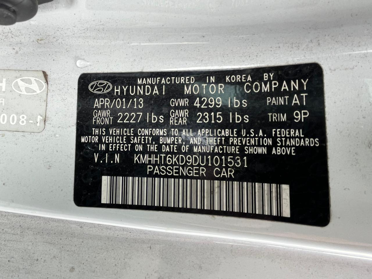 2013 Hyundai Genesis VIN KMHHT6KD9DU101531 Copart auction photo, normal wear / minor dent/scratches damage thumbnail 10