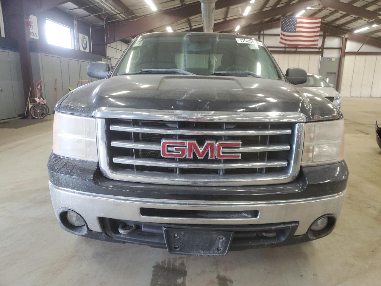 2013 GMC Sierra VIN 1GTR2VE77DZ276469 Copart auction photo, minor dent/scratches damage thumbnail 5
