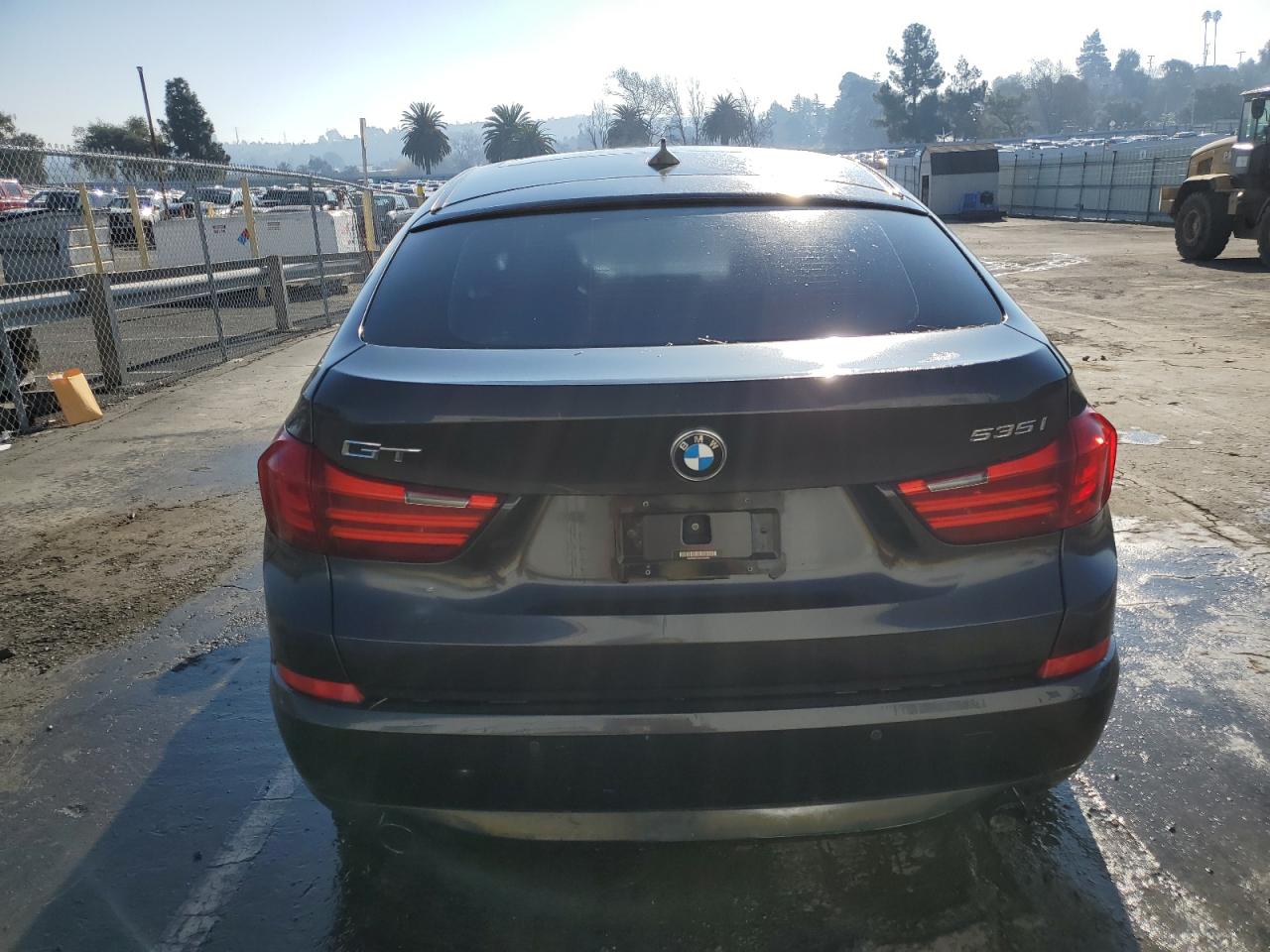 2014 BMW 5er VIN WBA5M2C52ED085465 Copart auction photo, minor dent/scratches / normal wear damage thumbnail 6