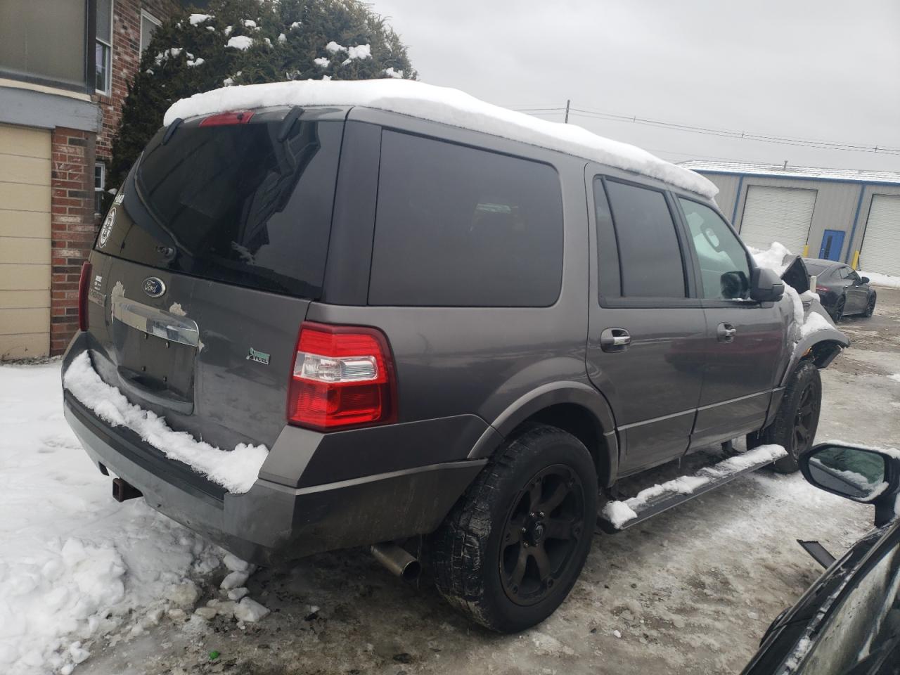 2010 Ford Expedition VIN 1FMJU2A55AEB60941 Copart auction photo, front end / minor dent/scratches damage thumbnail 3