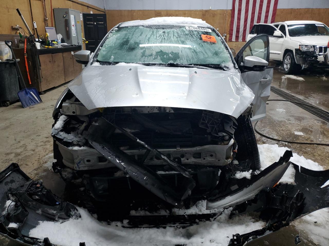 2016 Ford Focus VIN 1FADP3K29GL314760 Copart auction photo, all over / undercarriage damage thumbnail 5