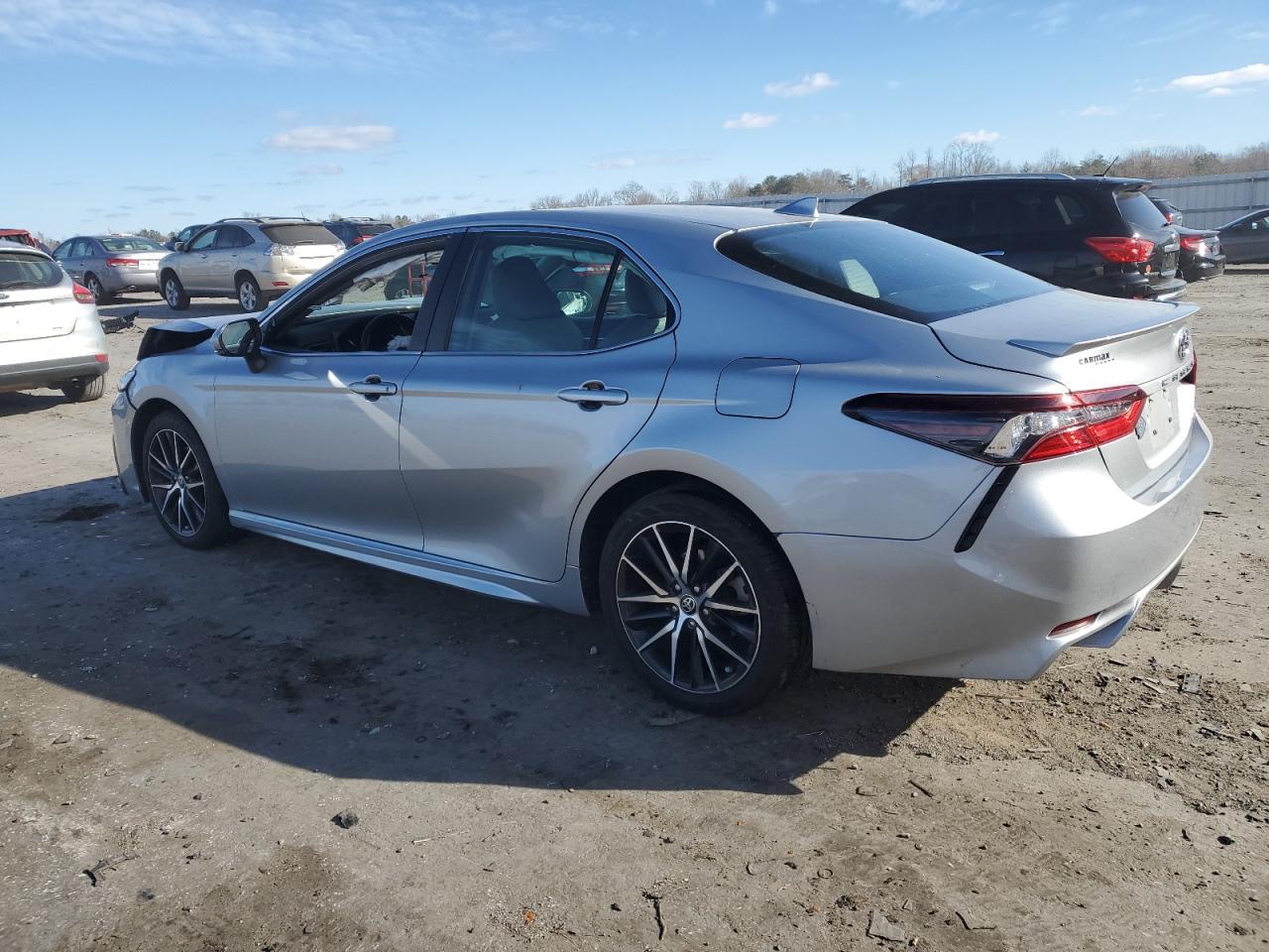 2022 Toyota Camry VIN 4T1G11AK5NU007250 Copart auction photo, front end damage thumbnail 2