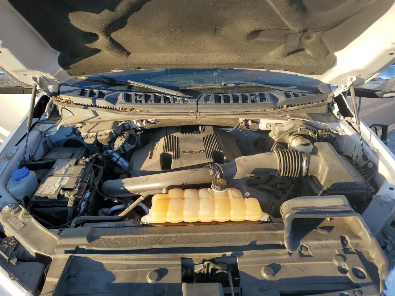 2018 Ford F-150 VIN 1FTEW1EG3JFE18826 Copart auction photo, vandalism damage thumbnail 11
