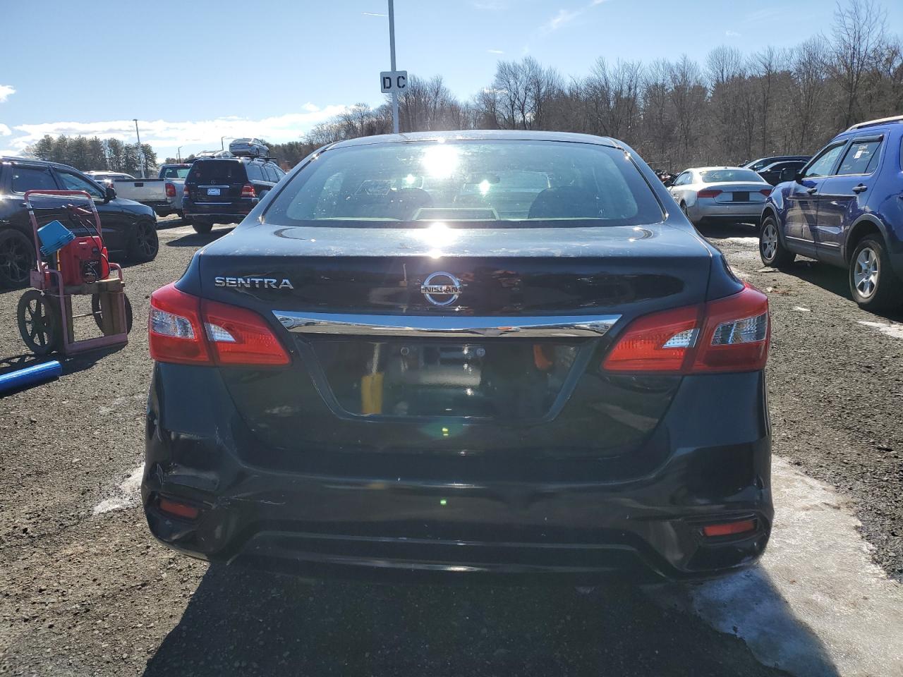 2019 Nissan Sentra VIN 3N1AB7AP2KY213434 Copart auction photo, minor dent/scratches damage thumbnail 6