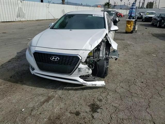 2016 Hyundai Sonata VIN KMHE24L15GA041994 Copart auction photo, front end / minor dent/scratches damage thumbnail 11