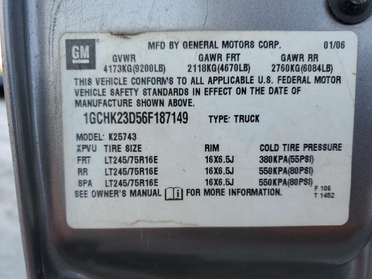 2006 Chevrolet Silverado VIN 1GCHK23D56F187149 Copart auction photo, front end / burn - engine damage thumbnail 14
