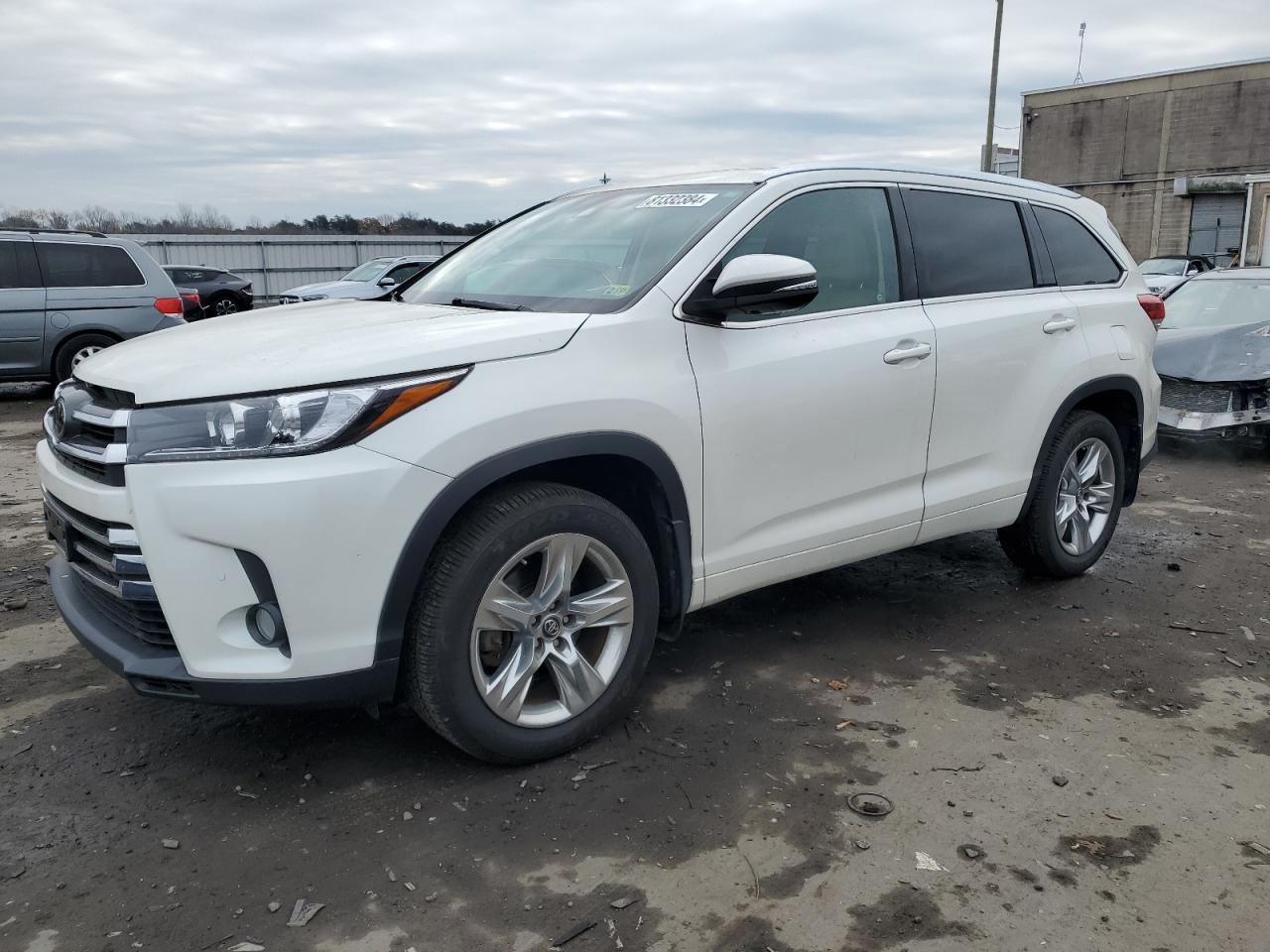2018 Toyota Highlander VIN 5TDDZRFHXJS822151
