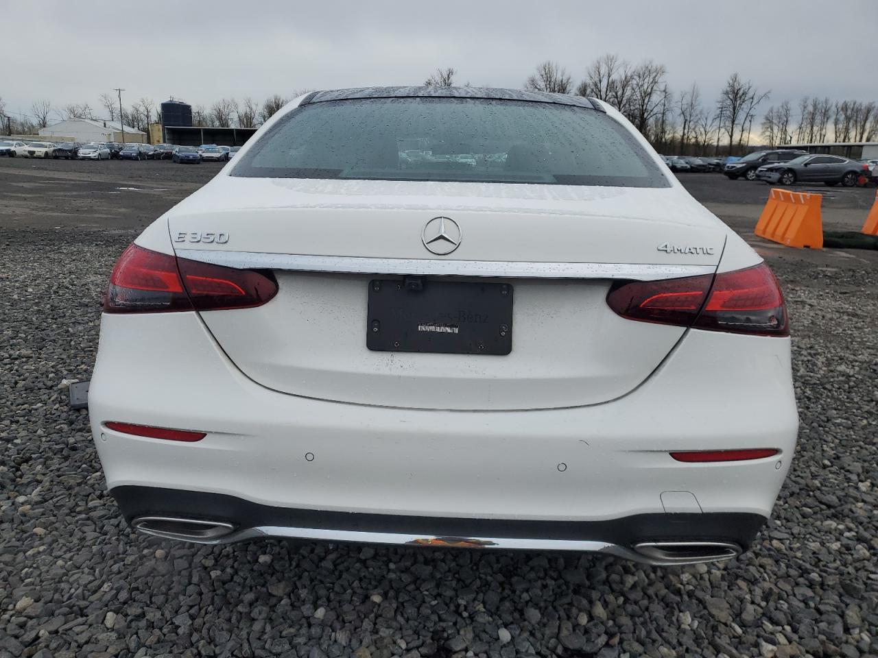 2021 Mercedes-Benz E-klasse VIN W1KZF8EB4MA922033 Copart auction photo, front end damage thumbnail 6