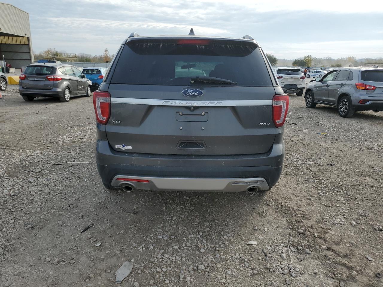 2017 Ford Explorer VIN 1FM5K8D82HGB38801 Copart auction photo, front end damage thumbnail 6