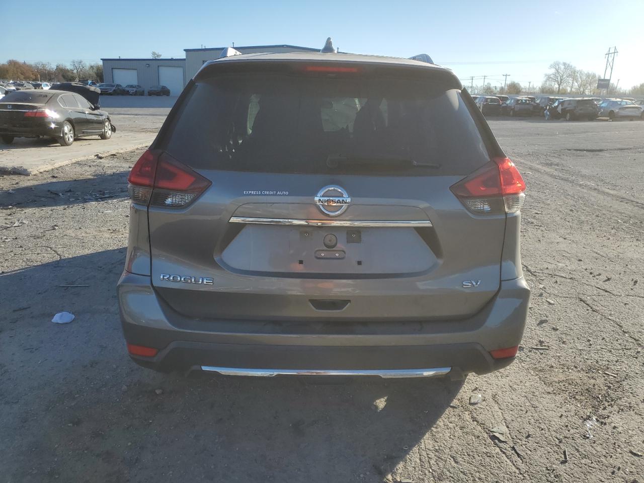 2018 Nissan Rogue VIN KNMAT2MT3JP533285 Copart auction photo, front end / hail damage thumbnail 6