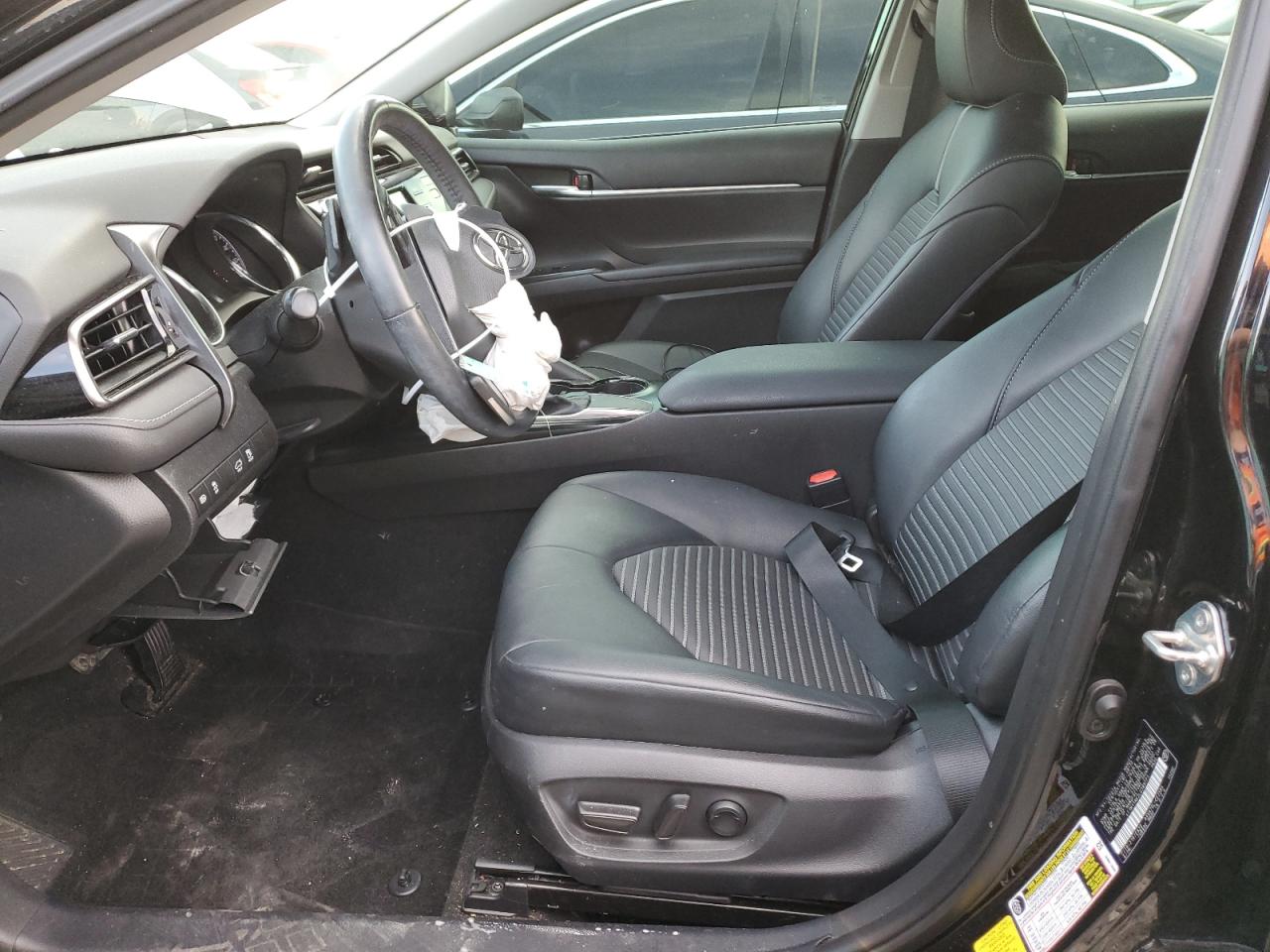 2020 Toyota Camry VIN 4T1M11AK2LU389771 Copart auction photo, front end / minor dent/scratches damage thumbnail 7
