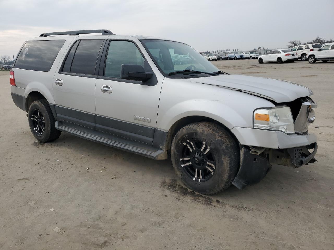 2007 Ford Expedition VIN 1FMFK15587LA12092 Copart auction photo, front end damage thumbnail 4