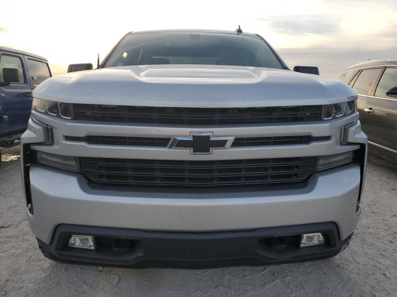 2020 Chevrolet Silverado VIN 3GCPWDED1LG364721 Copart auction photo, water/flood damage thumbnail 5