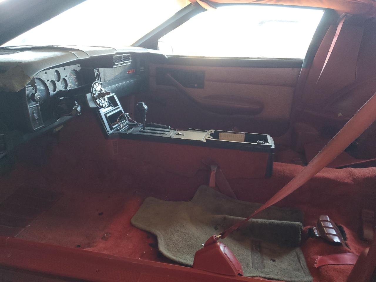 1989 Chevrolet Camaro VIN 1G1FP21F7KL137015 Copart auction photo, vandalism / stripped damage thumbnail 7