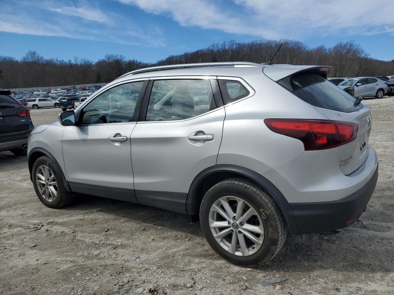 2019 Nissan Rogue VIN JN1BJ1CR6KW349558 Copart auction photo, front end / undercarriage damage thumbnail 2