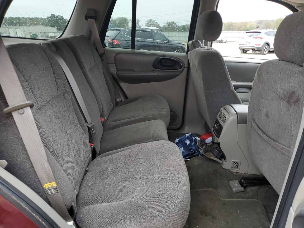 2004 Chevrolet TrailBlazer VIN 1GNDT13S642375419 Copart auction photo, all over damage thumbnail 11
