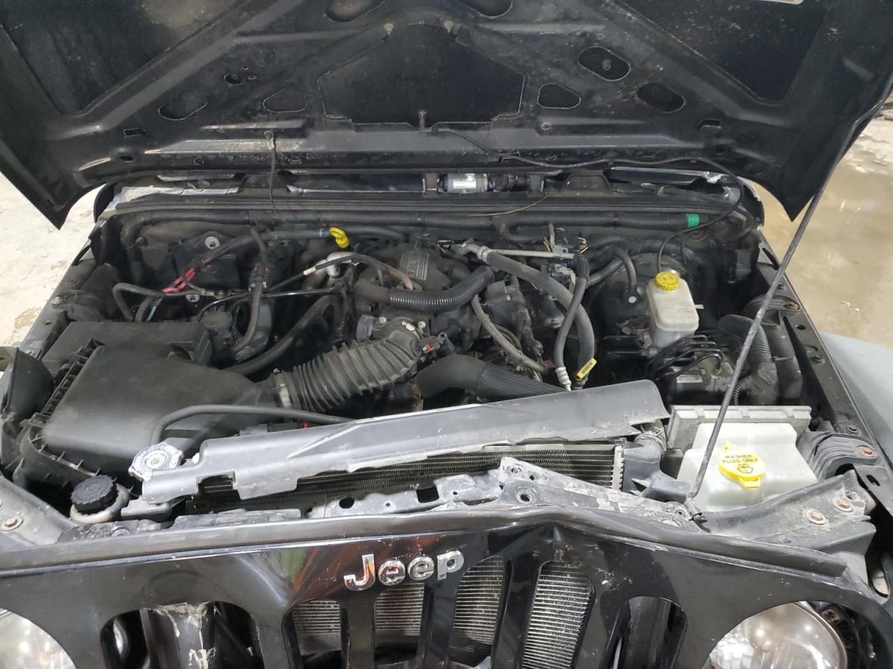 2011 Jeep Wrangler VIN 1J4BA3H14BL511159 Copart auction photo, front end damage thumbnail 13