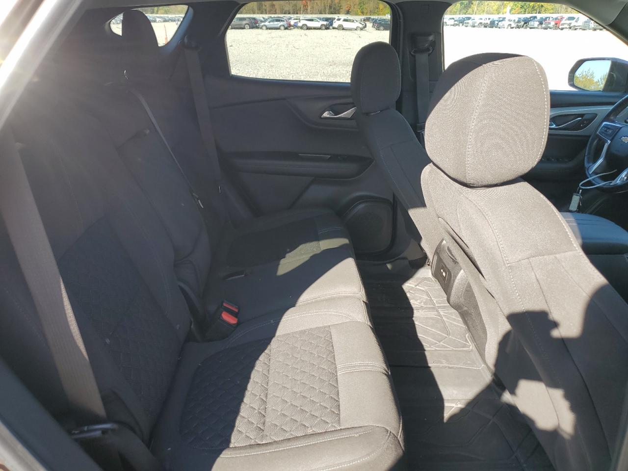 2019 Chevrolet Blazer VIN 3GNKBBRAXKS585117 Copart auction photo, water/flood / mechanical damage thumbnail 11