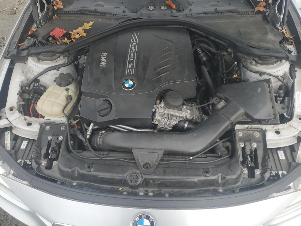 2013 BMW 3er VIN WBA3A9C54DF477049 Copart auction photo, minor dent/scratches damage thumbnail 11