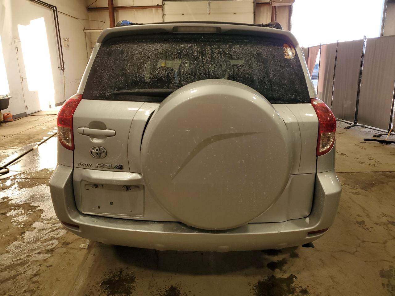 2007 Toyota RAV 4 VIN JTMZD31V976027325 Copart auction photo, front end / side damage thumbnail 6