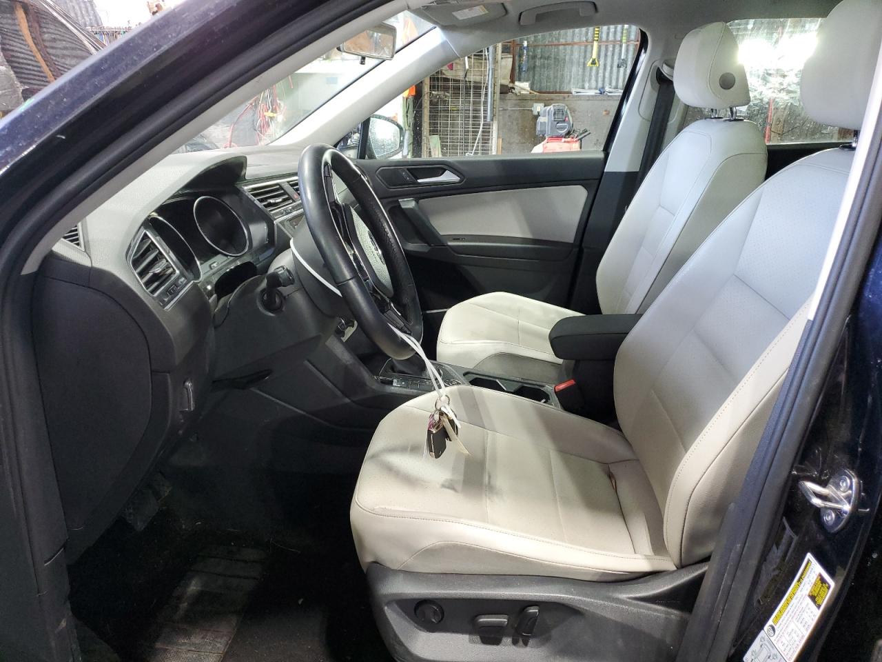 2019 Volkswagen Tiguan VIN 3VV2B7AXXKM158998 Copart auction photo, front end / side damage thumbnail 7